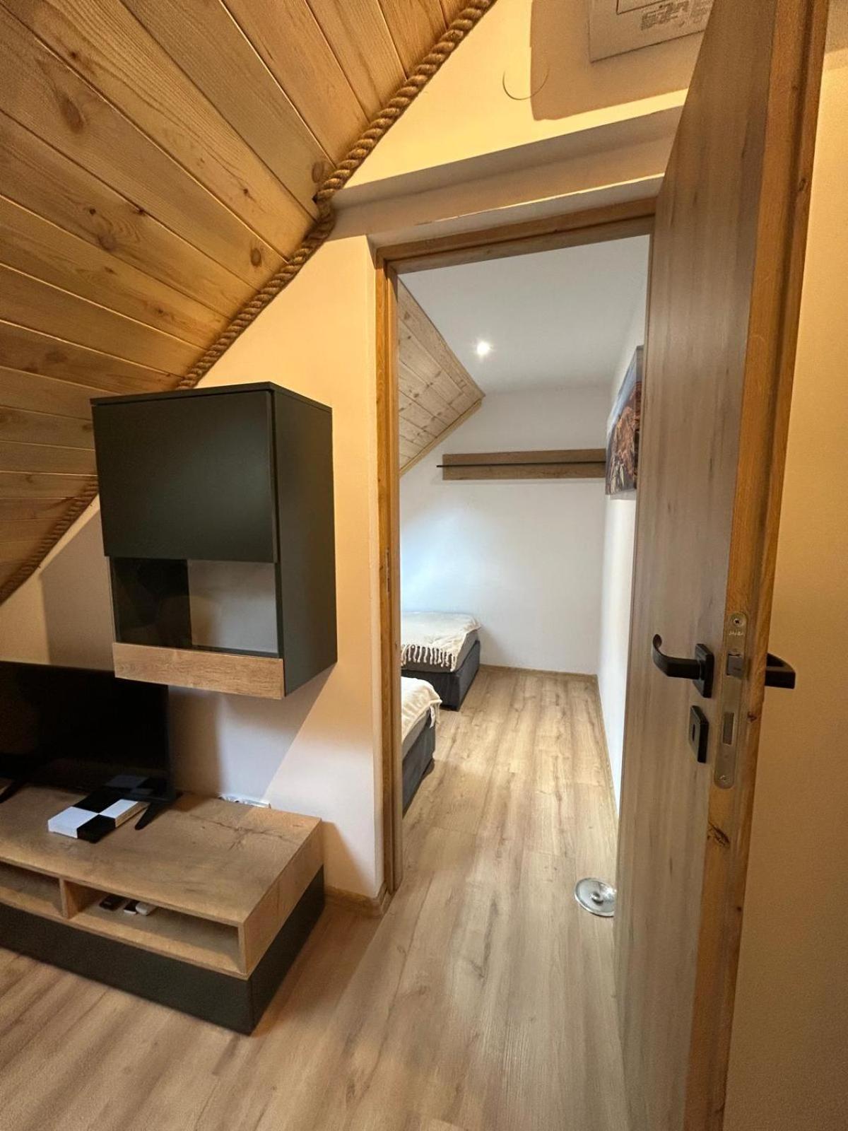 Hotel Poloninka Ustrzyki Górne Exteriér fotografie